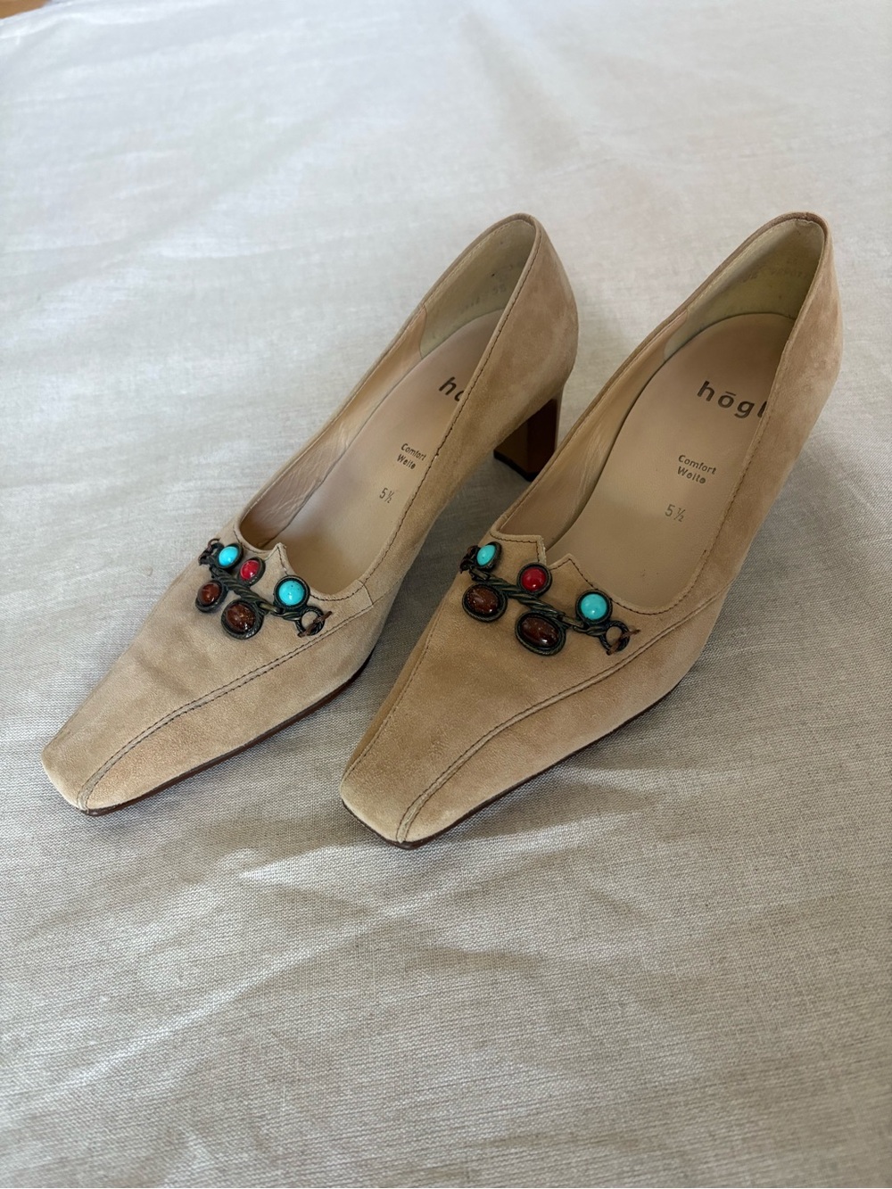 Högl Taupe Suede Pointed-Toe Embellished Heeled Loafers with Stone Detail